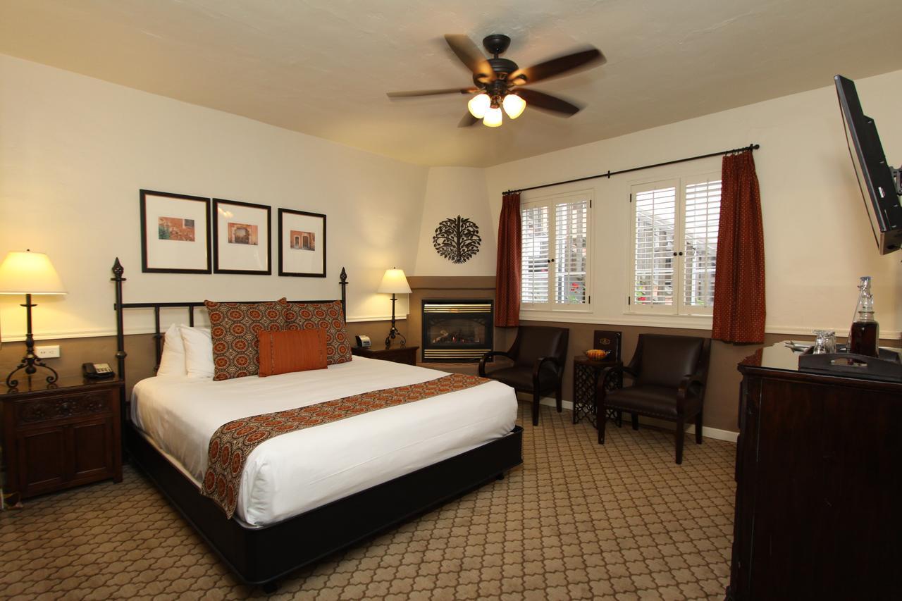 Cypress Inn Carmel-by-the-Sea Esterno foto